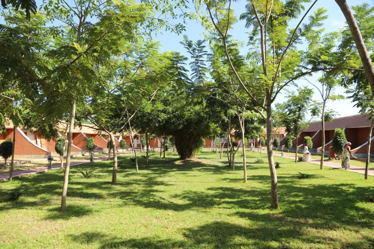 Celebrity Resort Chennai Tambaram Екстер'єр фото