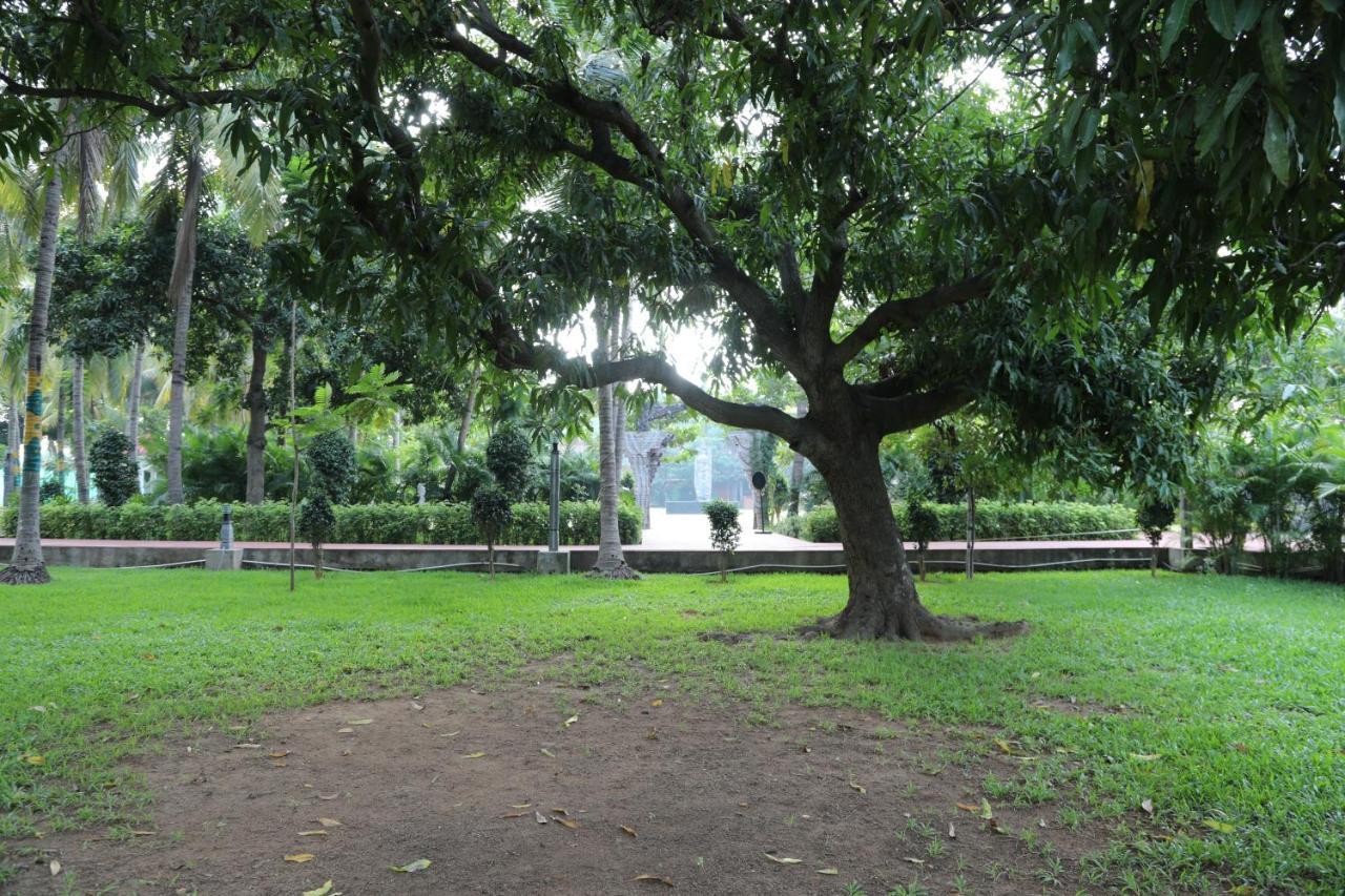 Celebrity Resort Chennai Tambaram Екстер'єр фото