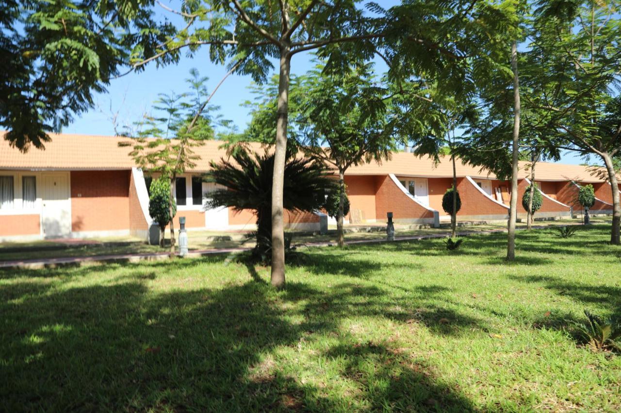 Celebrity Resort Chennai Tambaram Екстер'єр фото
