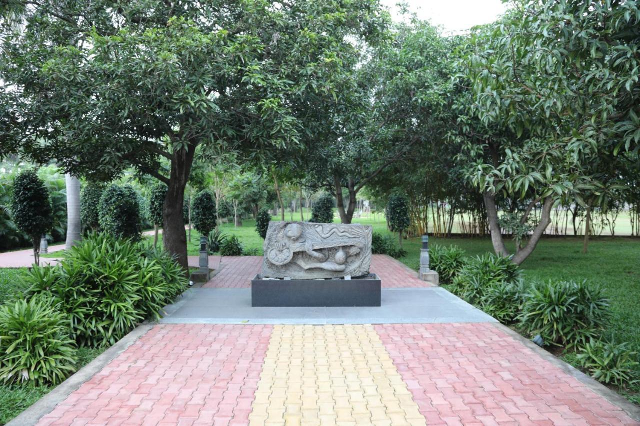 Celebrity Resort Chennai Tambaram Екстер'єр фото